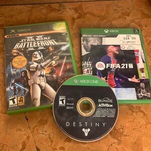 3 XBOX Games Star Wars Battlefront FIFA 21 & Destiny